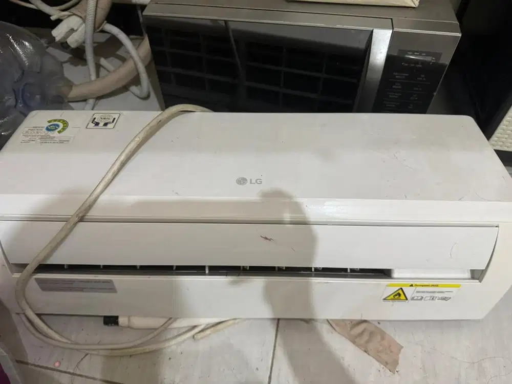 AC LG 3/4PK Dijual Bekas