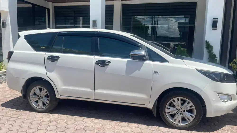 Jual Innova Reborn
