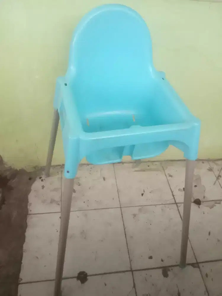 TEMPAT DUDUK TODDLER