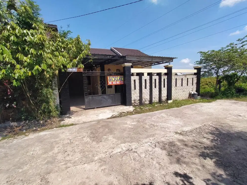 DISEWAKAN / DIJUAL RUMAH SIAP HUNI STRATEGIS