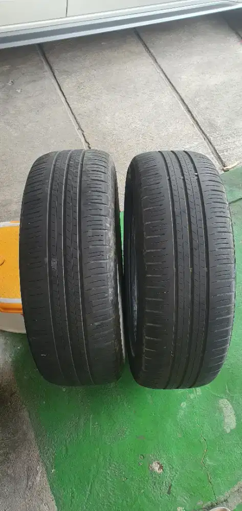 ban second xpander R17 205/55 Dunloop Ensave