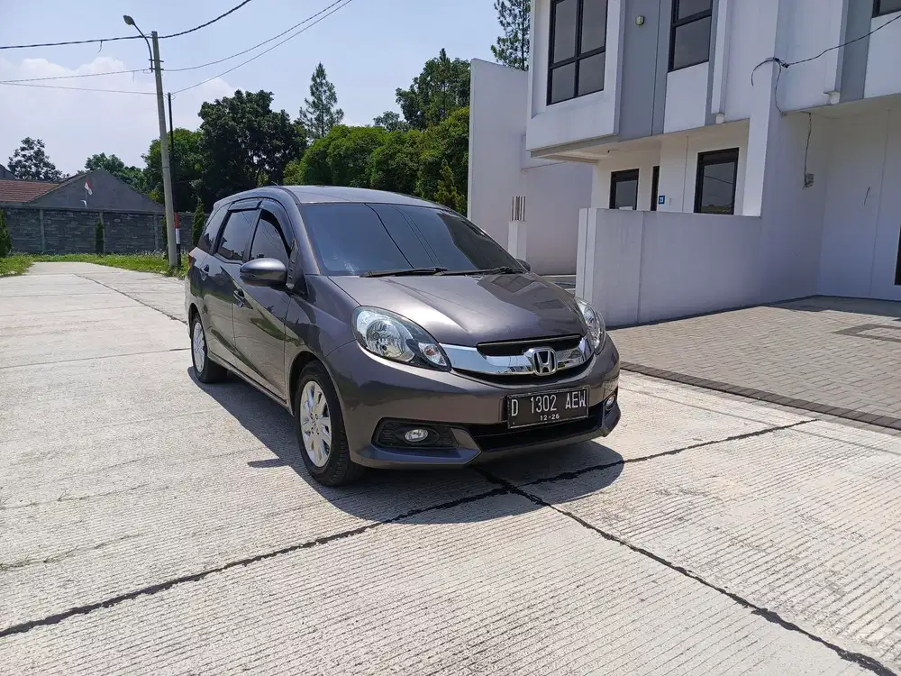 DP 5jtn Mobilio E manual 2016 grey