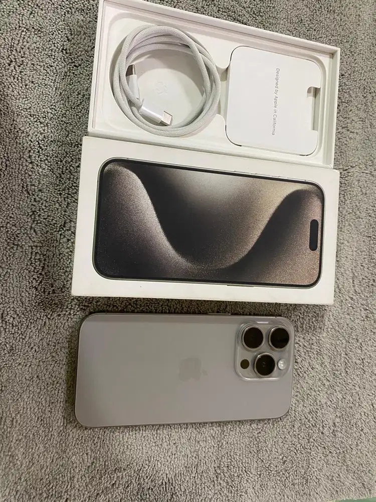 iPhone 15 Pro 256GB iBOX