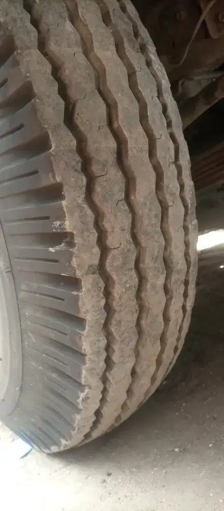 Velg ban engkel canter umplung ragasa