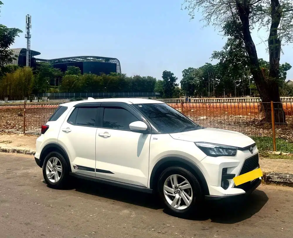 Toyota Raize 2023 tipe G CVT 1.2 bensin