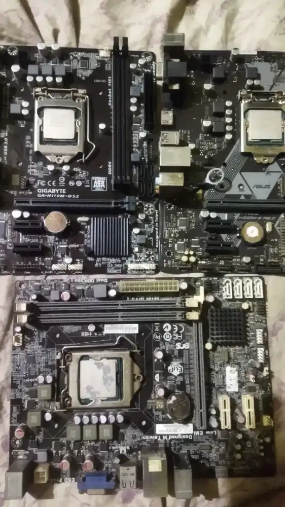 Jual aja sepaket Mobo+ proc dan memori 16gb ddr4 jamin msh okeee