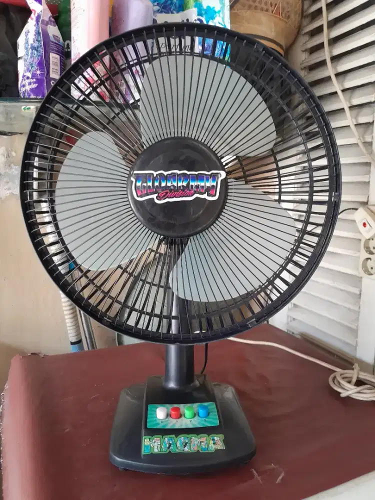 Jual kipas duduk dan bisa tembok 14 inch merk GMC
