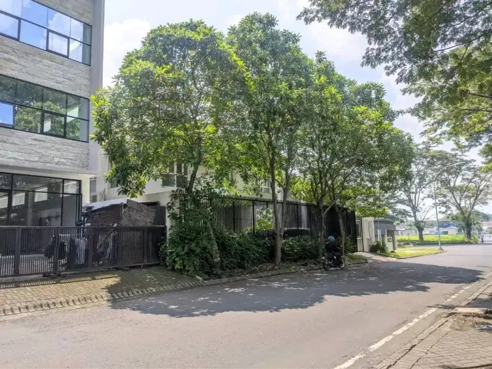 DIJUAL RUMAH KANTOR BUKIT GOLF CITRALAND LAKARSANTRI SURABAYA RON.A826