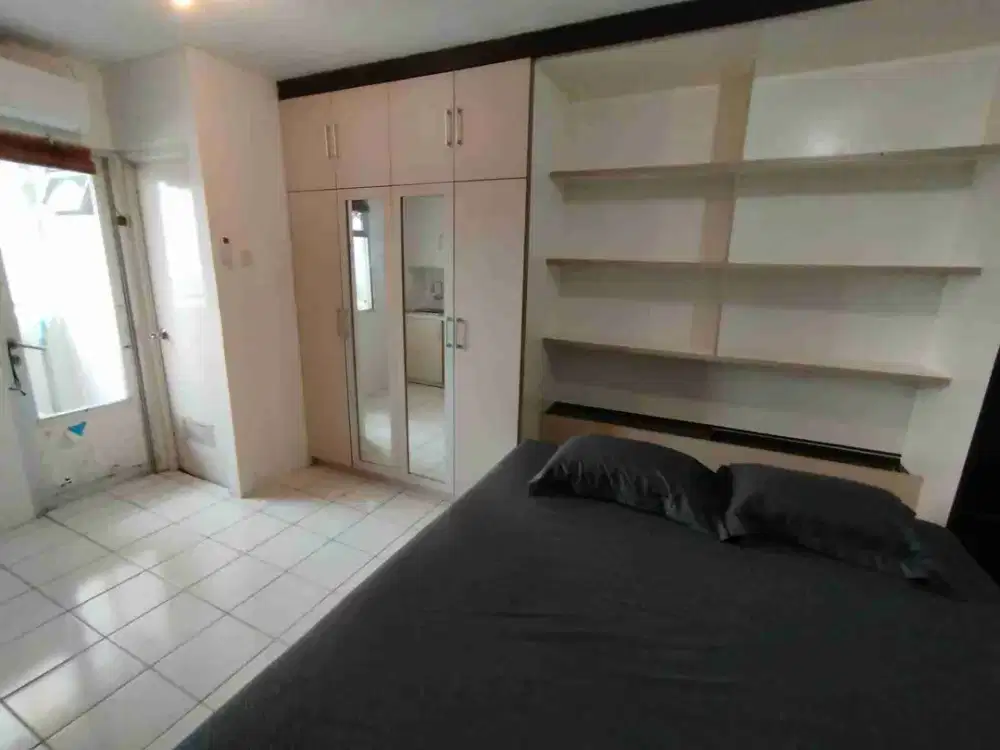 DISEWAKAN APARTEMEN GADING NIAS TYPE STUDIO FURNISHED