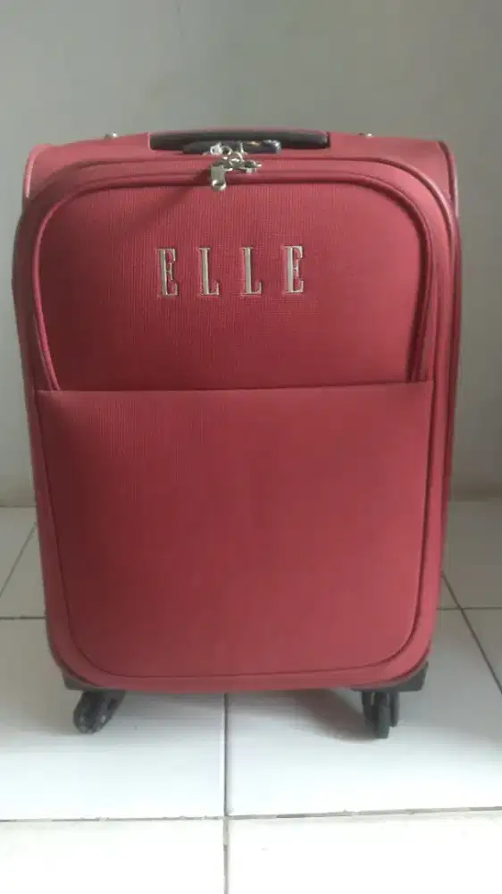 Koper ELLE spinner size cabin 20 inch TSA lock