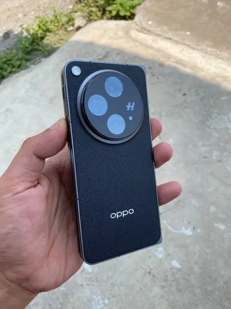 Oppo fold n3 16/512 snap 8 gen 2 baca deskripsi
