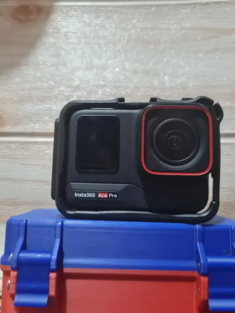 Action camera insta 360 ace pro