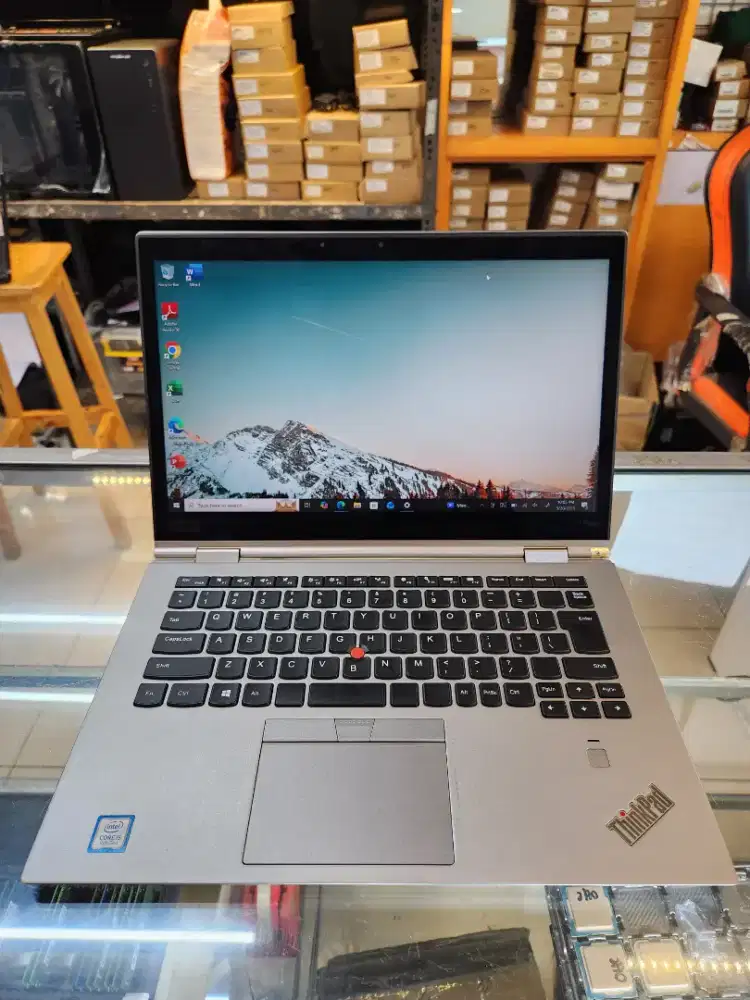 Jual laptoo lenovo X1 carbon ya ga lipas layar touchscreen