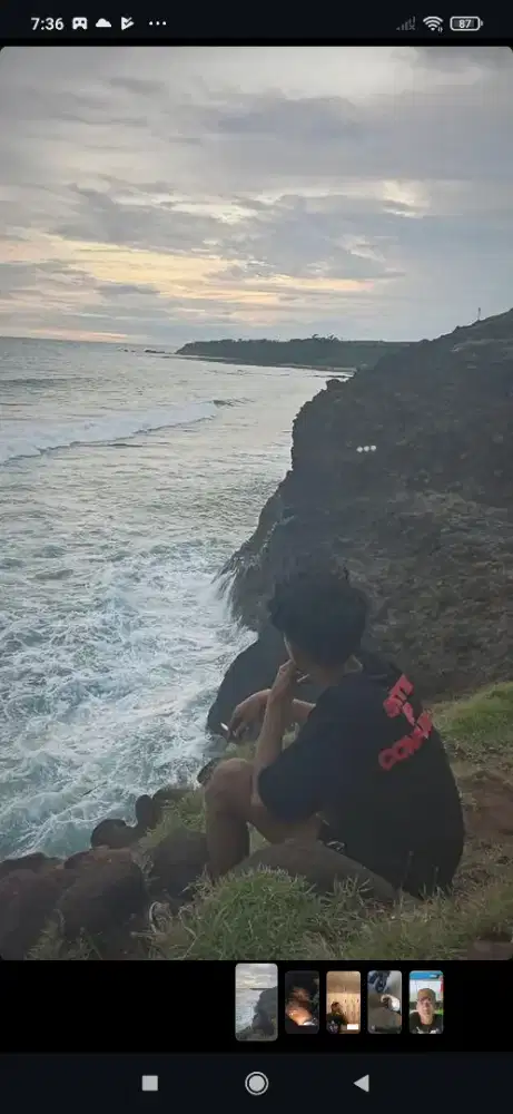 Mencari lowongan pekerjaan