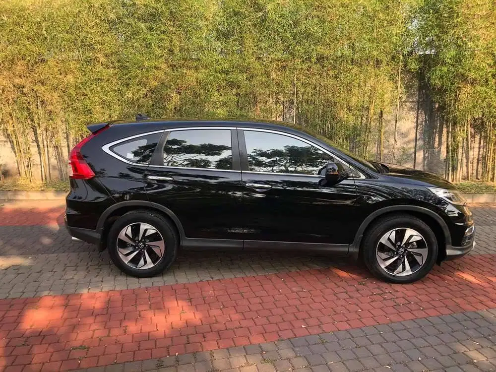 Honda CR-V 2017 matic Bensin