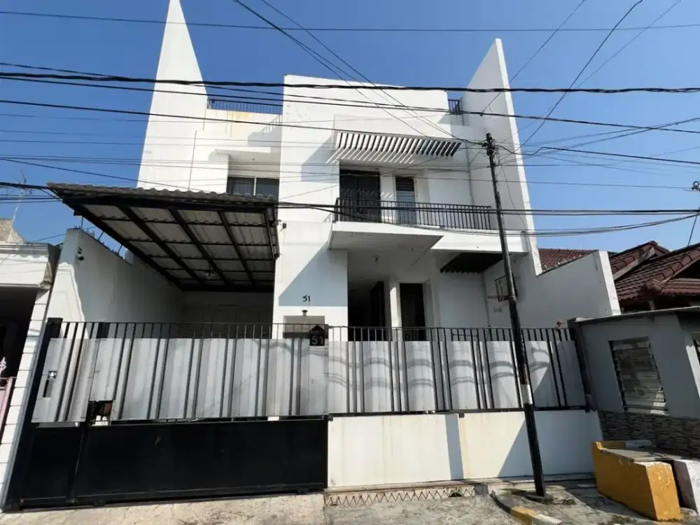 DIJUAL RUMAH MEWAH DARMO BARU BARAT