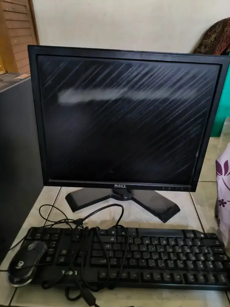 PC Built-Up Lenovo ThinkCentre M82 SFF Core i5 Full Set
