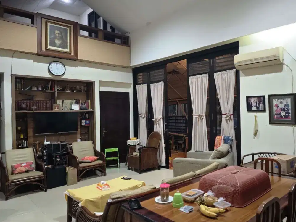 Rumah SHM 2 Lt, 5 menit ke Alam Sutera, SHM Luas 124m2, 3 KT + 2KM