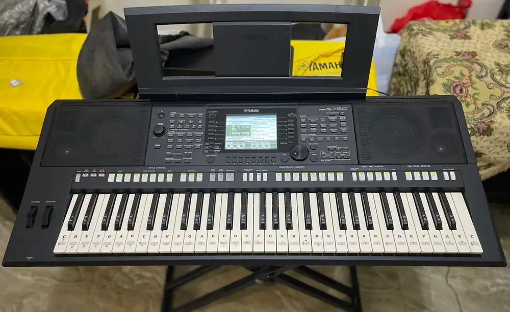 KEYBOARD YAMAHA PSR S750