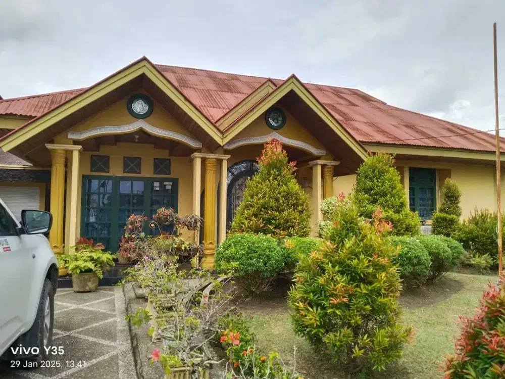 Dijual Rumah Bulatan Besar Bonus Ruko Dekat Jalan Pramuka Rumbai