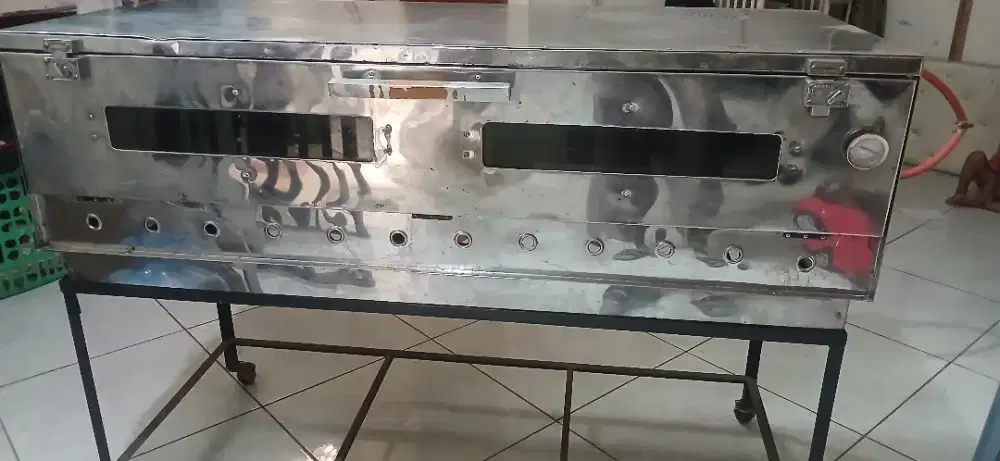 Oven gas komersial
