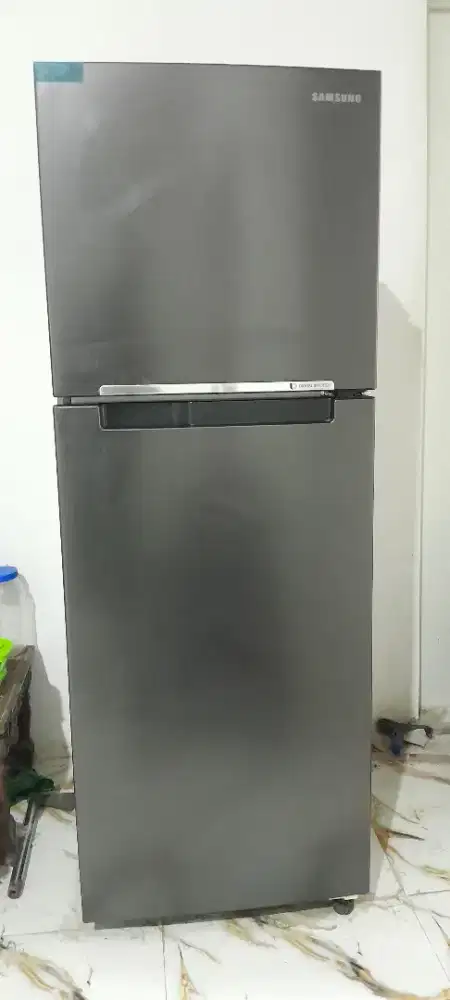 KULKAS SAMSUNG DIGITAL INVERTER 2 PINTU 236LT