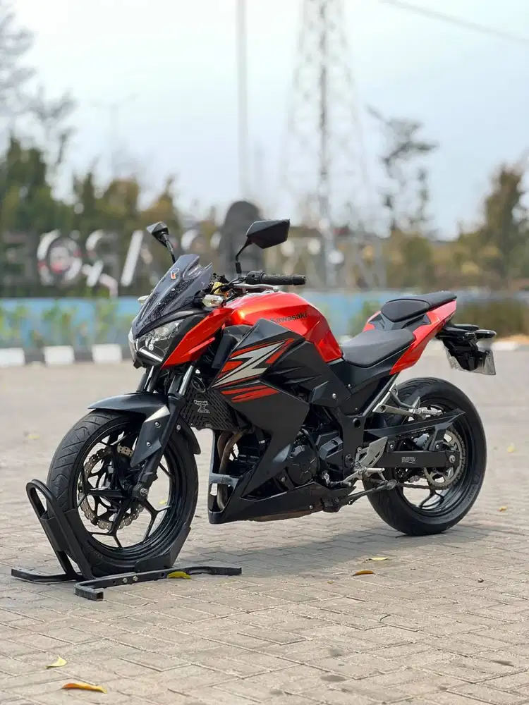 KAWASAKI Z250 FI 2014 ORANGE KM RENDAH PAJAK PANJANG SUPER MULUS
