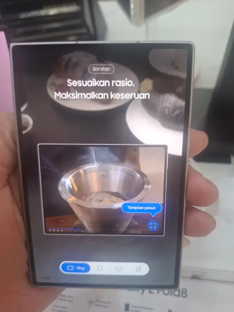 Samsung  Galaxy  Z Fold8