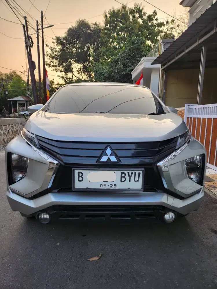 MITSUBISHI XPANDER TURBO ECO MATIC TRIPTON2019,MINIBUSJEEP SPORT(NEG