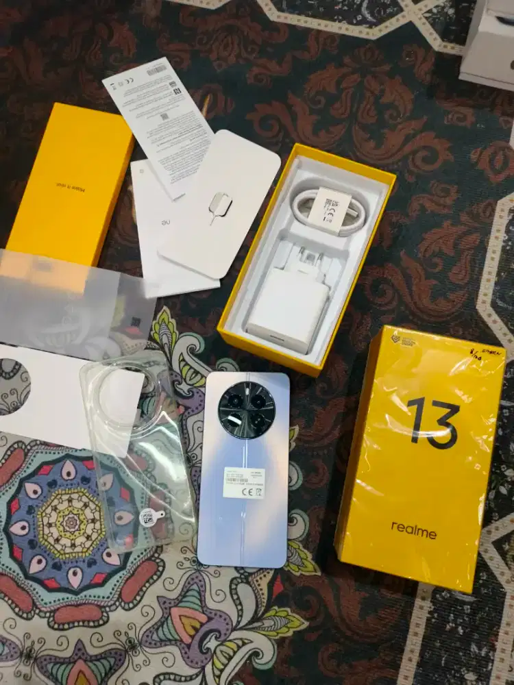 Realme 13 ram 8+8/128Gb
