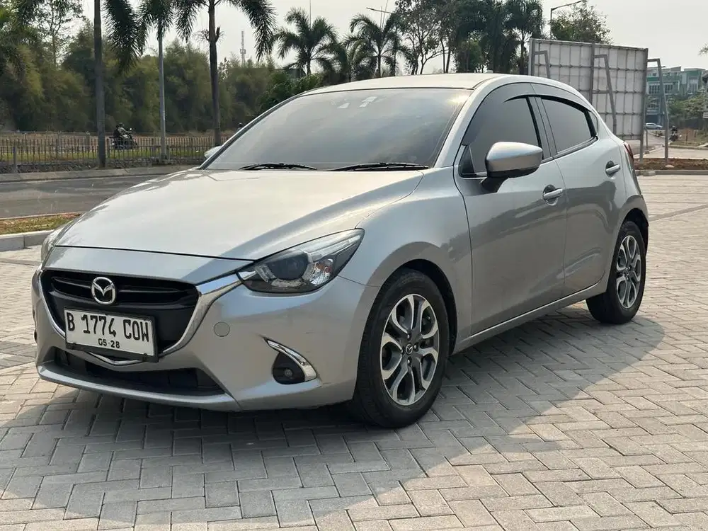 Mazda 2 GT skyactive matic 2017 /facelift/ pajak panjang/genap