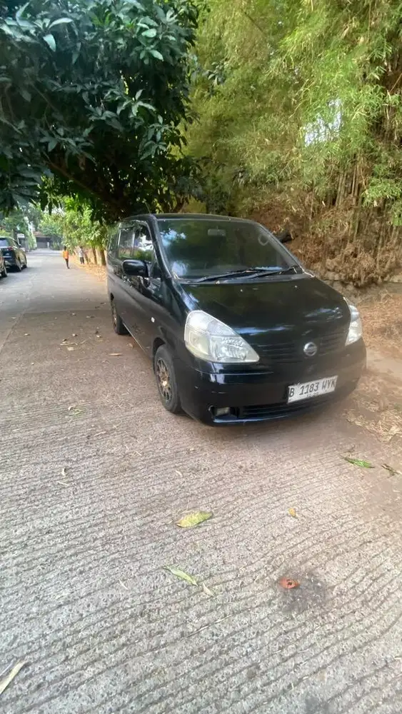 JUAL CEPAT SERENA CT 2008