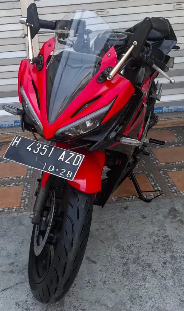 Honda CBR 150 R
