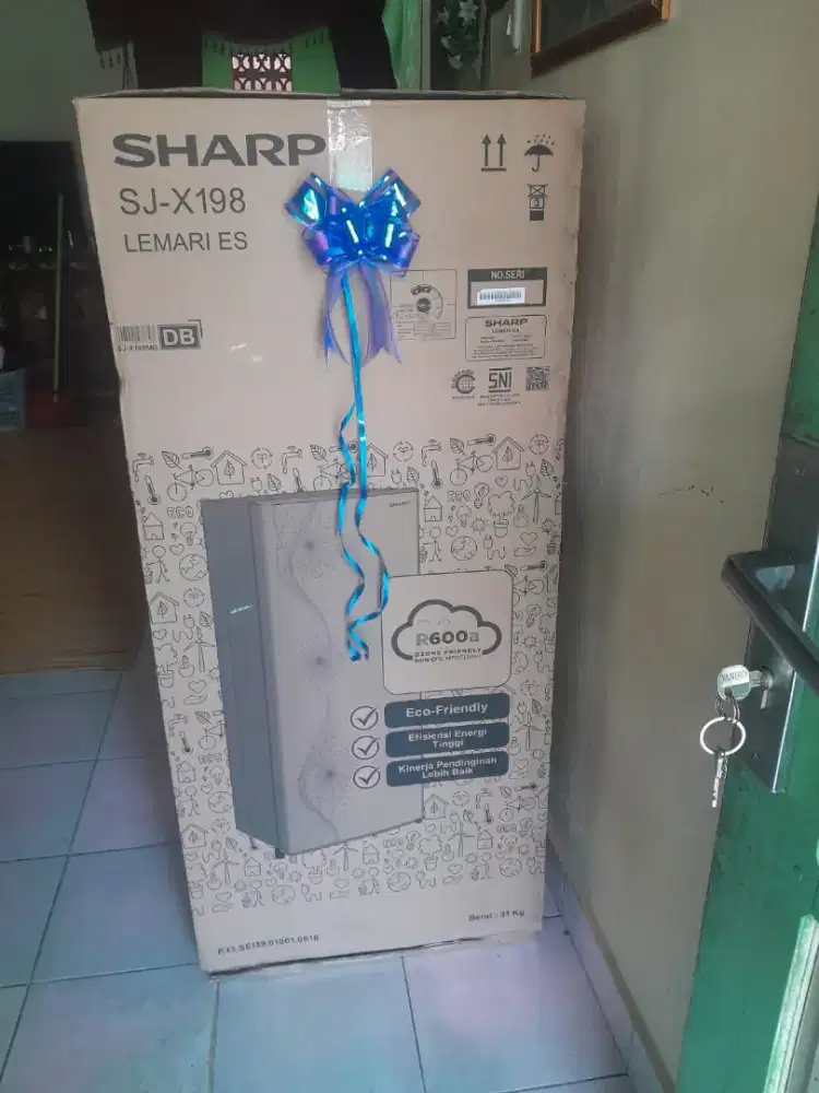 Kulkas Sharp Baru