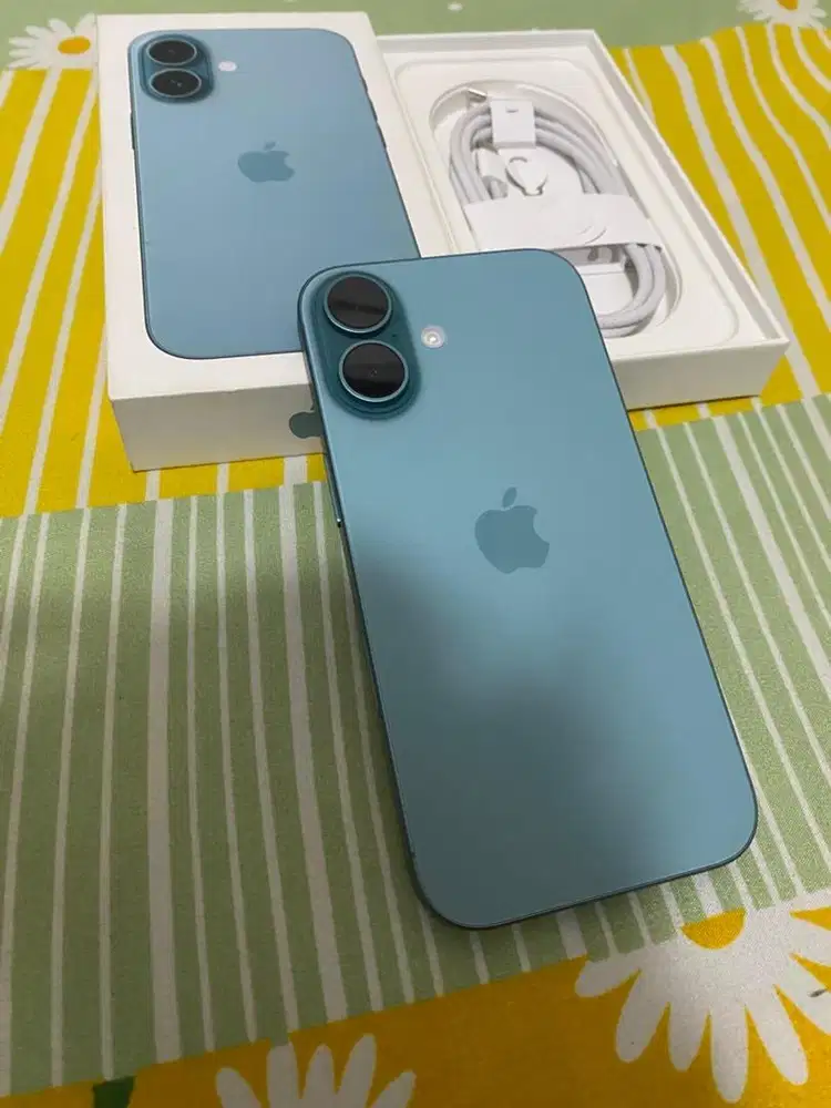 Iphone 16 128 GB Teal iBox Garansi ON April 2027
