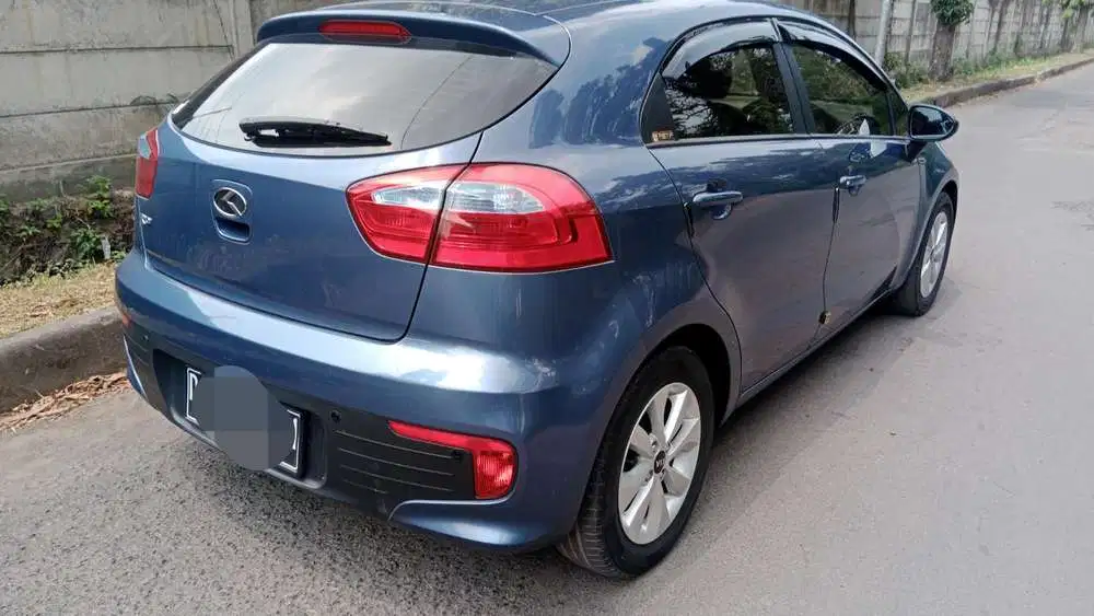antik KM.80rb-an Kia Rio matic 2016