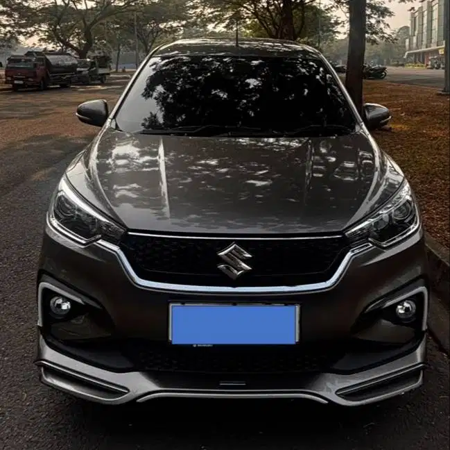 SUZUKI Ertiga hybrid 1.5 MT