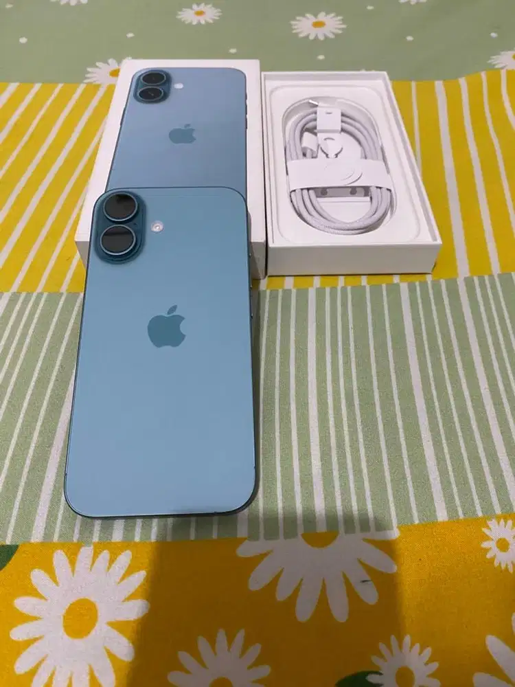 Iphone 16 128 GB Teal iBox Garansi ON April 2027