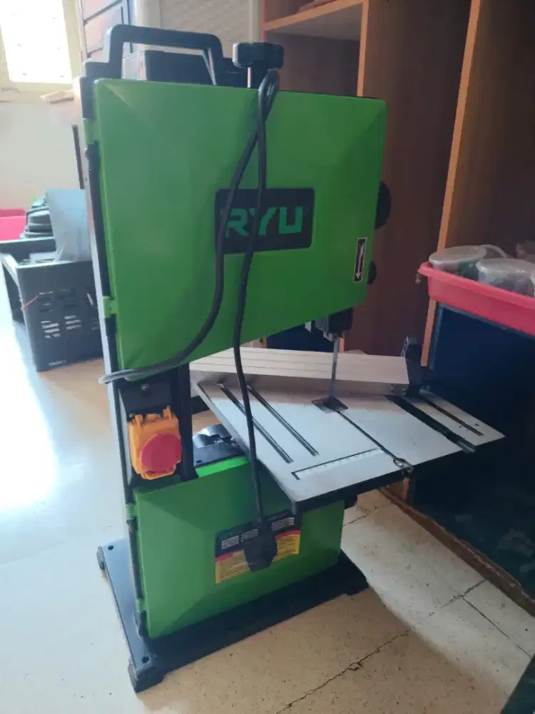 Mesin Kayu RYU Bandsaw 8 inci