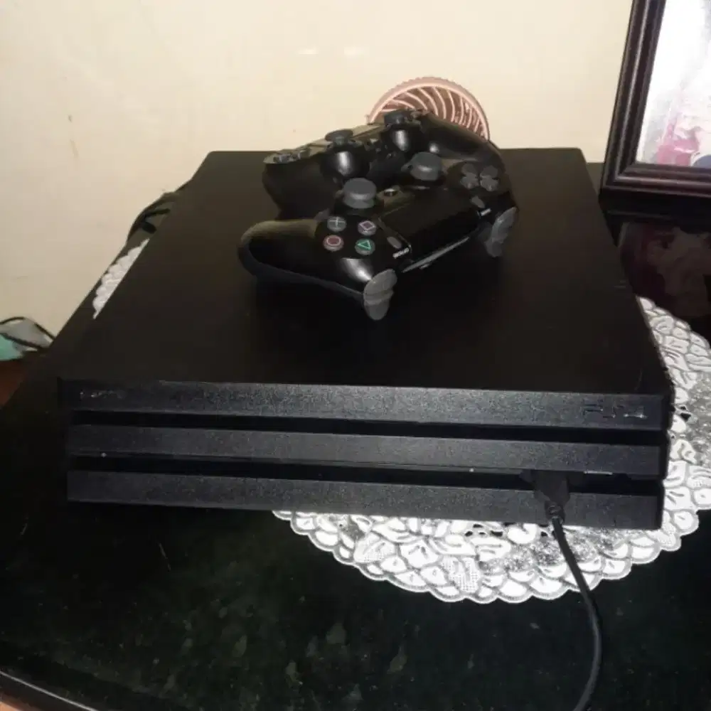 PlayStation 4 PRO 1 TB