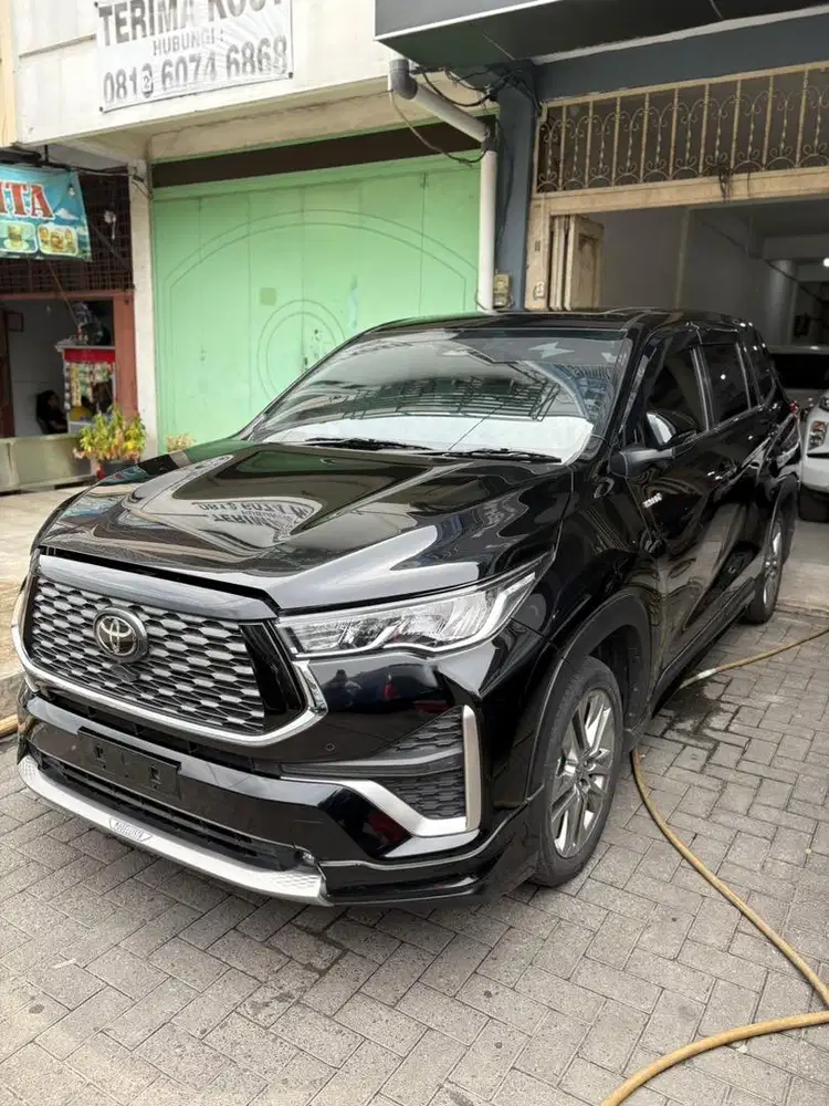 Innova Zenix Q HEV Modelista 2025