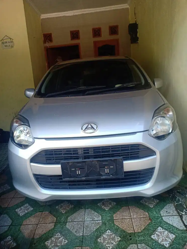 Dijual Mobil Daihatsu Ayla Tahun 2016 Low KM