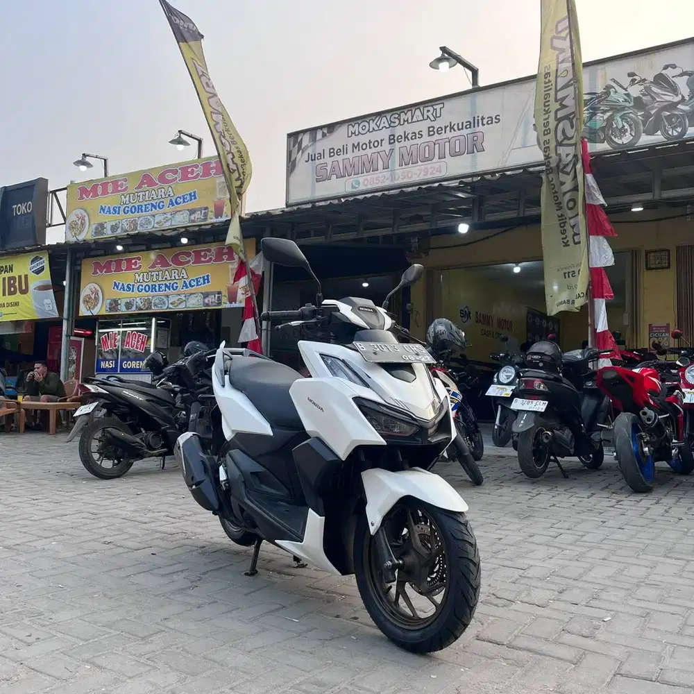 ‼️FREE SERVICE‼️FOR SALE HONDA VARIO 160 ABS 2022 ( SECOND LIKE NEW )