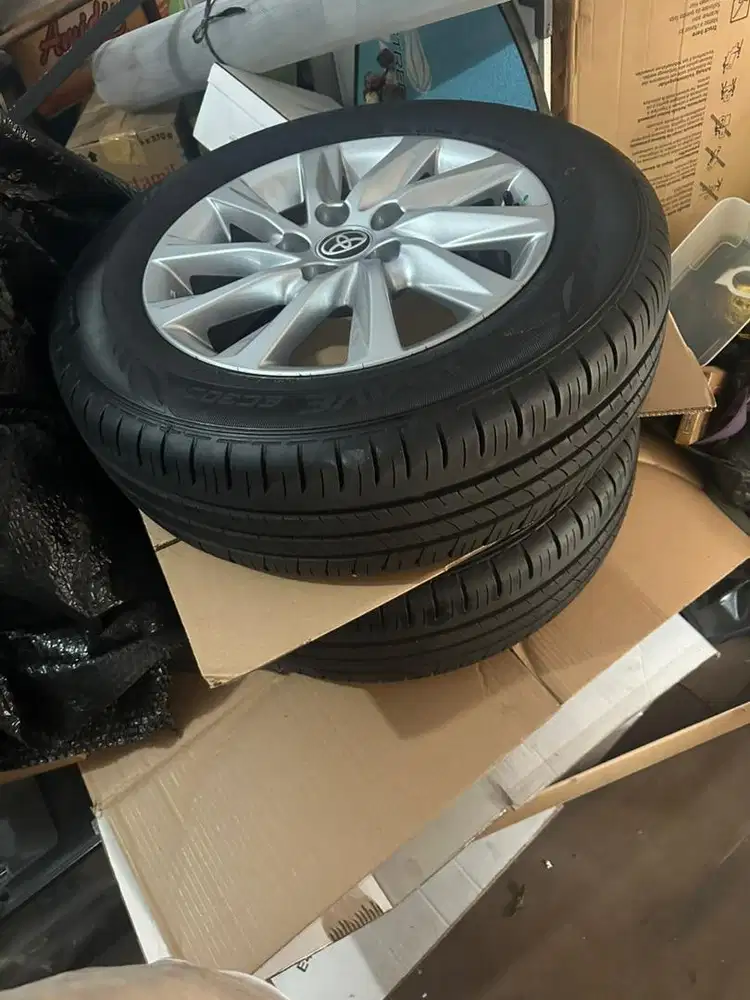 VELG + BAN TOYOTA INNOVA ZENIX TYPE G R16 ORIGINAL COPOTAN