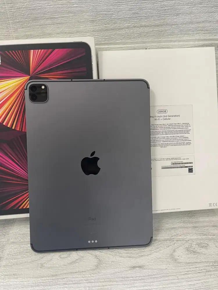 IPAD PRO M1 11 256GB celuler+wifi resmi ibox fulset original | bekas