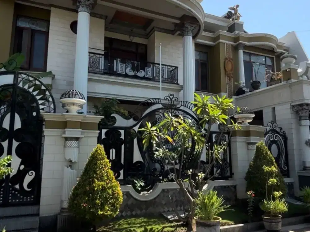 Jarang ada Rumah Klasik Full Furnished Mewah di Sutorejo dekat pakuwon city & Its