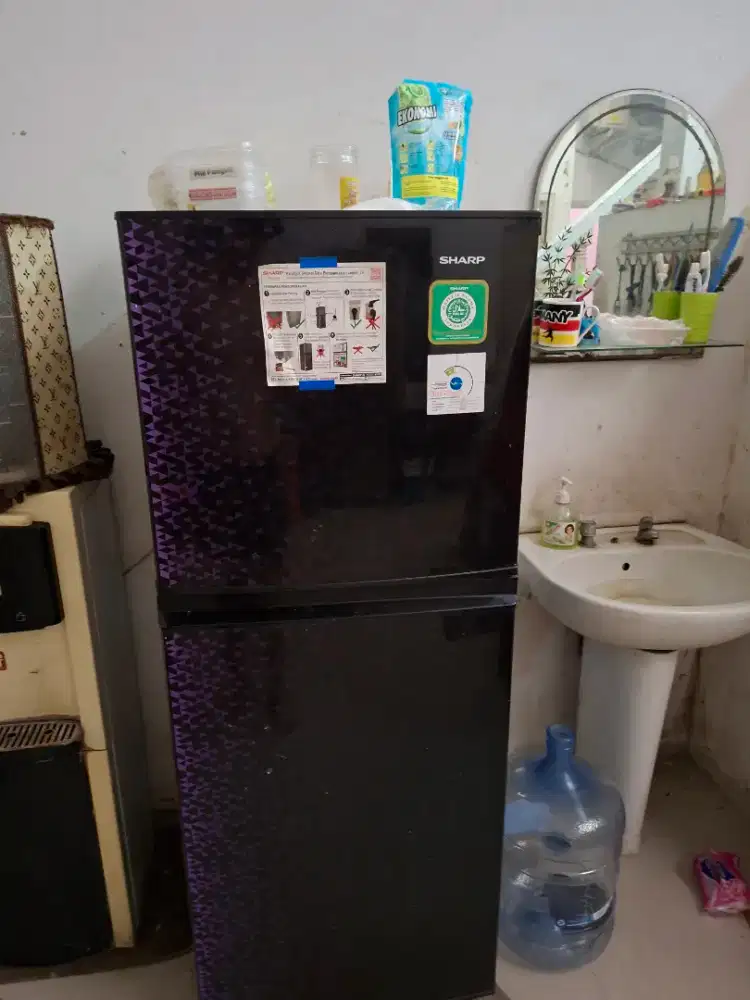 kulkas sharp 2 pintu