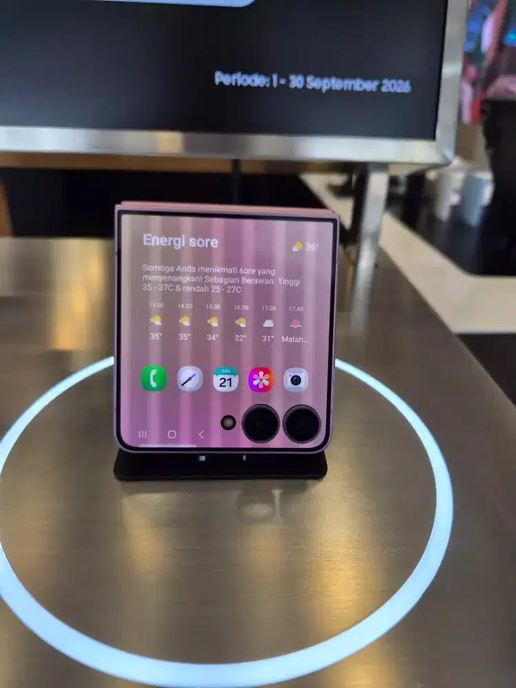 SAMSUNG GALAXY ZFLIP8