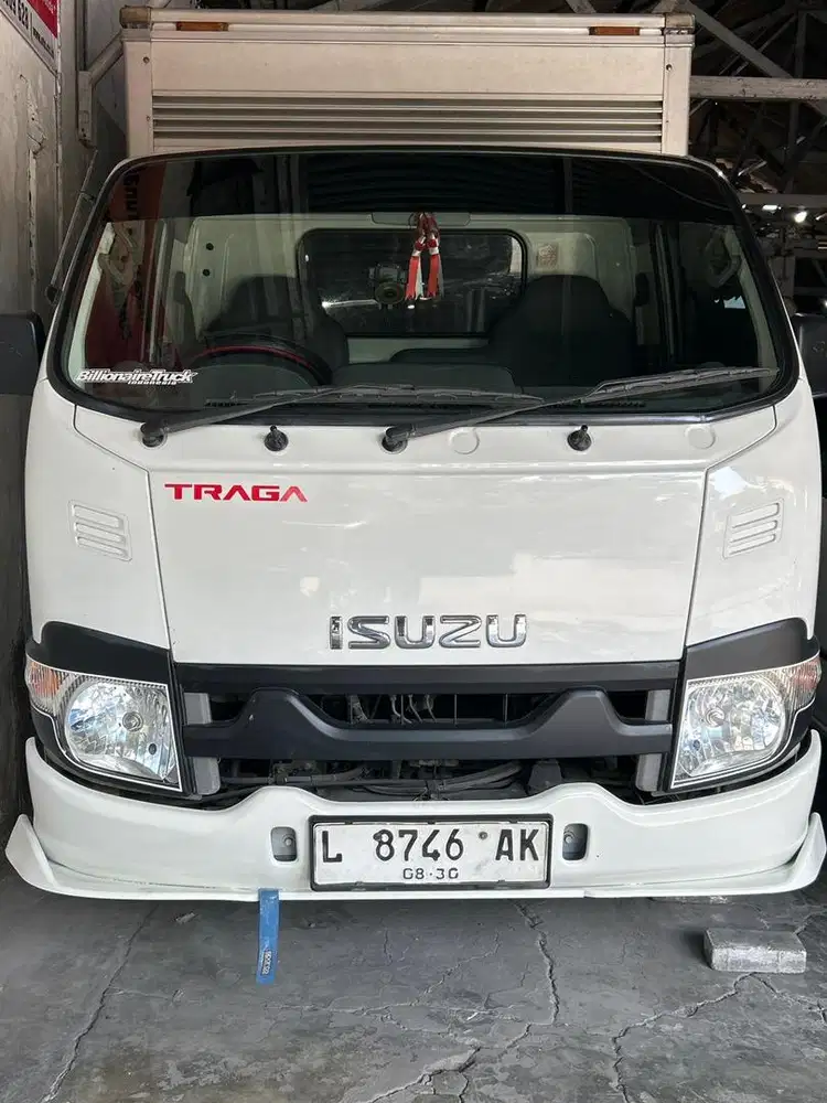 Isuzu Traga Box th 2020