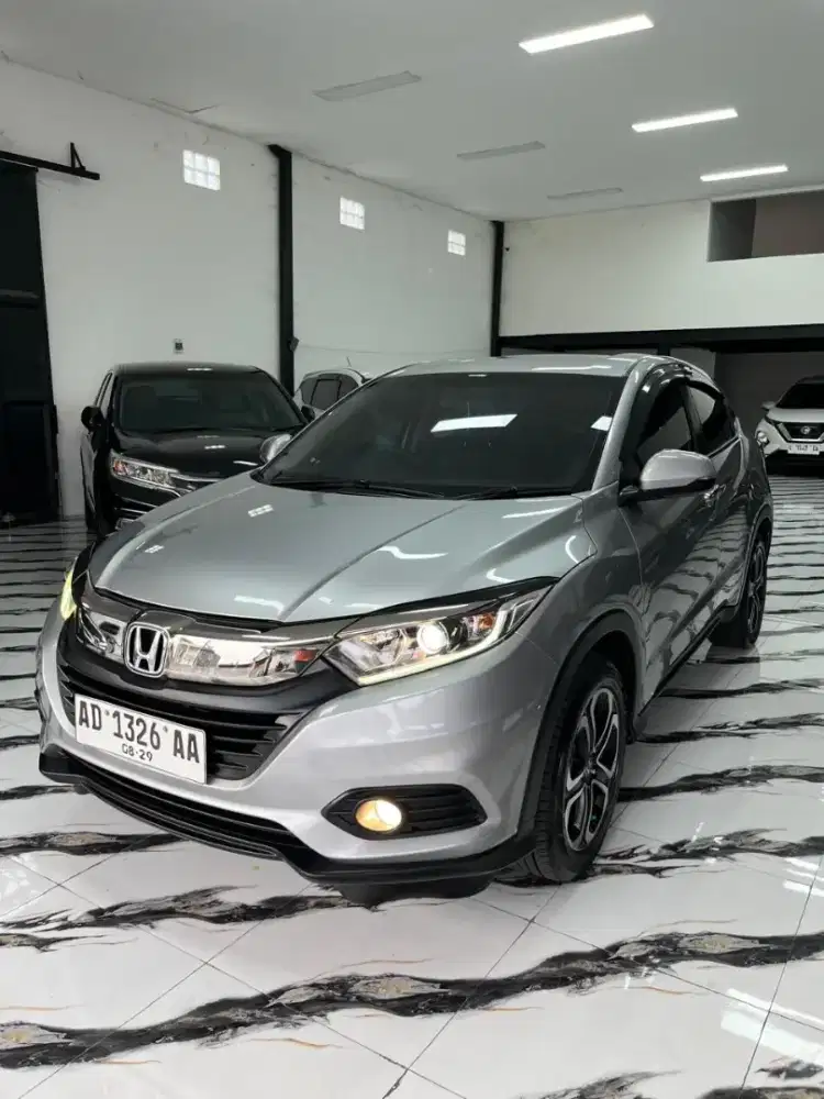 HRV 1.5 E+ cvt automatic 2019 istimewa low km antik